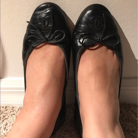 Classic Authentic Chanel Flat. - Picture 6 of 6